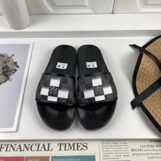 Louis Vuitton Slippers